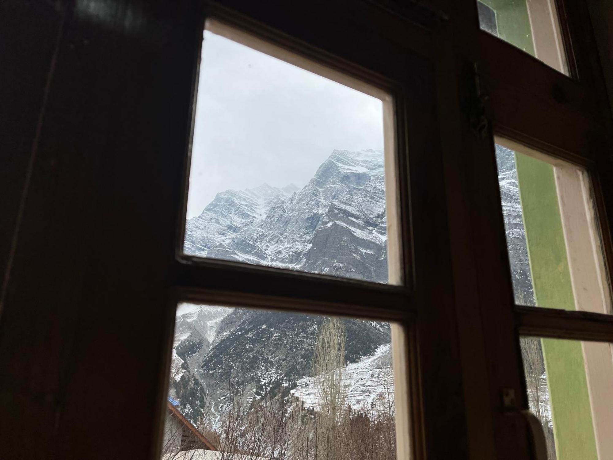Snowflake Homestay Gondhla Eksteriør bilde